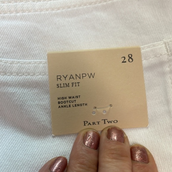 InWear Ryan high rise flare ankle jeans in white - Picture 5 of 6